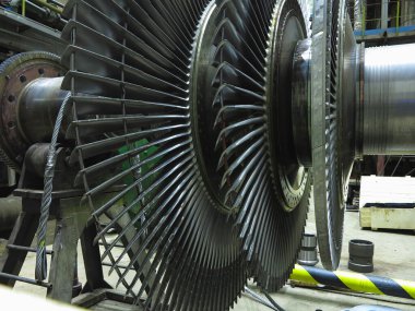 Onarım sürecinde jeneratör buhar türbini, makine, boru