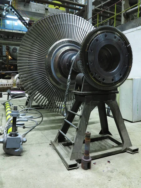 Power generator steam turbine in repair process, machinery, pipes — Stock Photo, Image