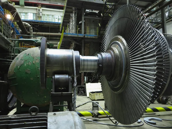Stromgenerator Dampfturbine Reparaturprozess Maschinen Rohre Schläuche Einem Kraftwerk — Stockfoto