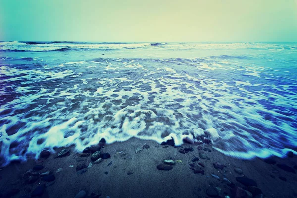 추운 바다 또는 바다 파도. 로열티 프리 스톡 사진