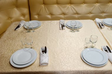 Tablo catering hizmeti ile gümüş ayarla