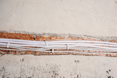 Elektrik yenileme çalışmaları lin güç eski ev yeni yükleme hakkında