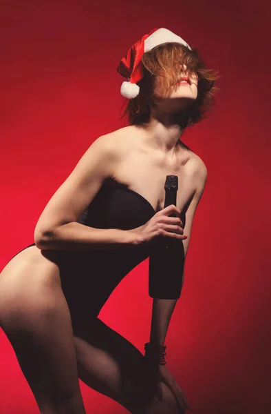 Regali Natale Ragazza Modella Cappello Babbo Natale Ragazza Con Champagne — Foto Stock