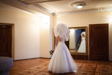 güzel gelin gizli peçe silüeti