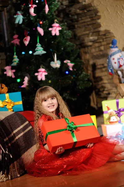 Miracolo Natale Scatola Regalo Magica Una Bambina — Foto Stock