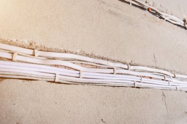 Elektrik yenileme çalışmaları lin güç eski ev yeni yükleme hakkında