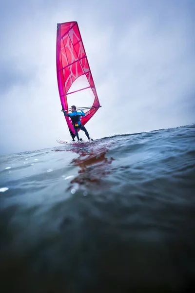 Windsurf en mar abierto — Foto de Stock