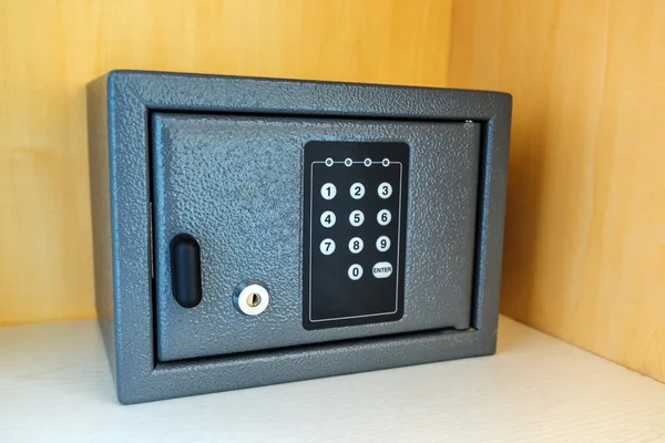 Hotel room safety deposit box — Stock Photo, Image