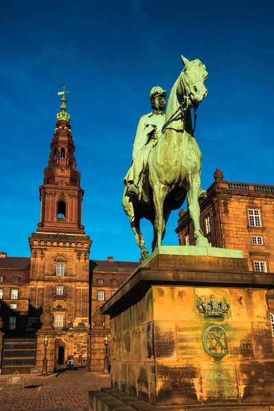 Reiterstandbild des Königs Christian des 9. Kopenhagener Marktes — Stockfoto