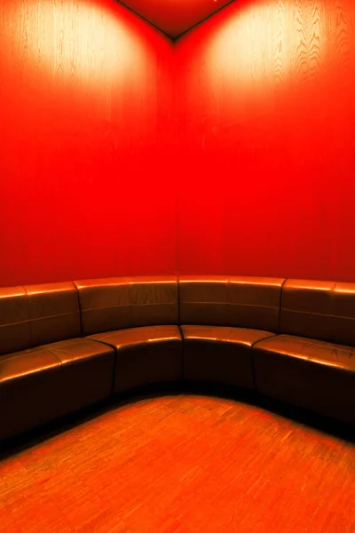 现代的等候室室内与空座位 — 图库照片