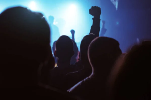 Blur defocused music concert crowd as abstract background — Stock Photo, Image