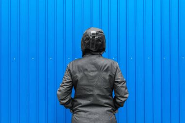 Sorunlarla karşı karşıya ve engelleri hayattaki zorlu