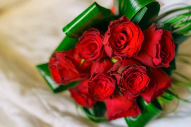kırmızı gül buketi