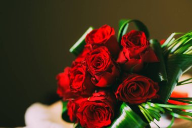 kırmızı gül buketi