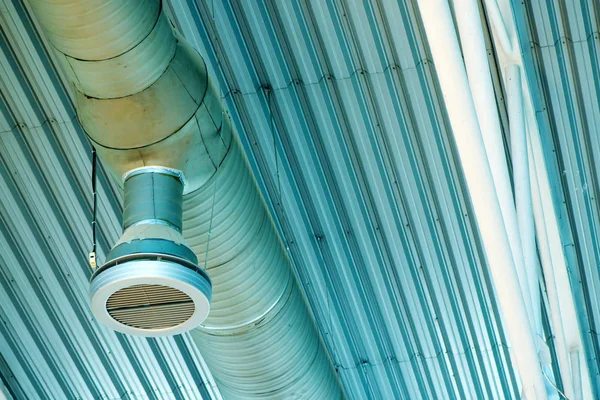 Tubos do sistema de ventilação industrial — Fotografia de Stock