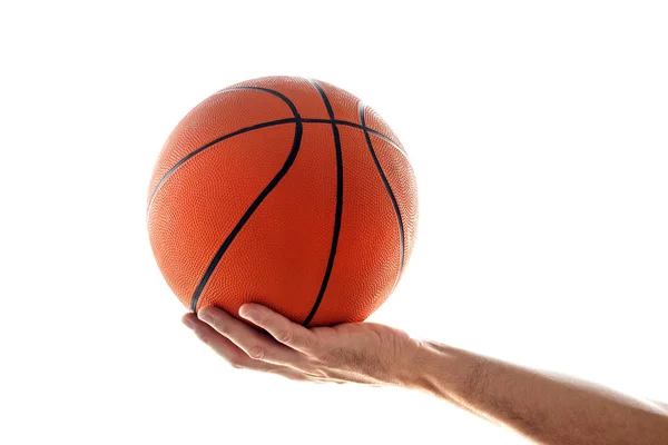 Homem segurando basquete — Fotografia de Stock