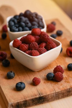 Ahududu ve yaban mersini