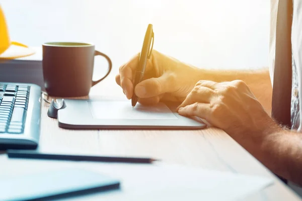 Architect construction engineer working with sketch pen tablet i — Stock Photo, Image