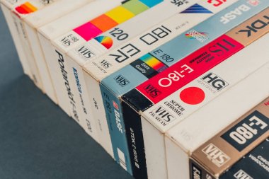 VHS video kaset, retro video teknolojisi