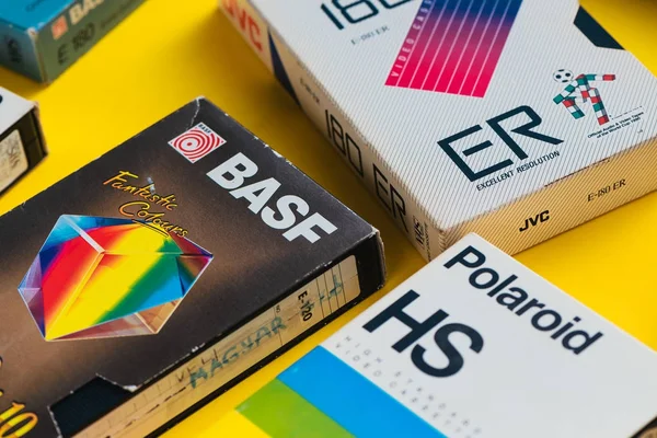 Video kazety VHS, retro video technika — Stock fotografie