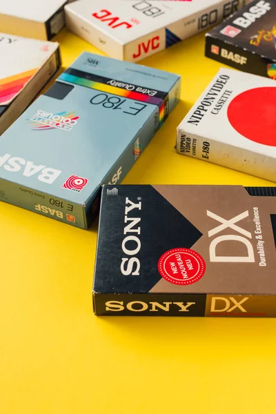 VHS video cassettes, retro video technology — Stock Photo, Image