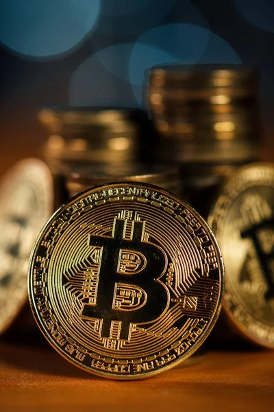 Stacked bitcoin columns — Stock Photo, Image