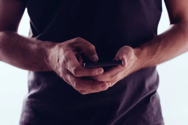 Sexting op mobiele telefoon — Stockfoto