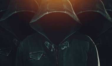 Kukuletalı bilgisayar hacker gizlenmiş yüzü olan Grup