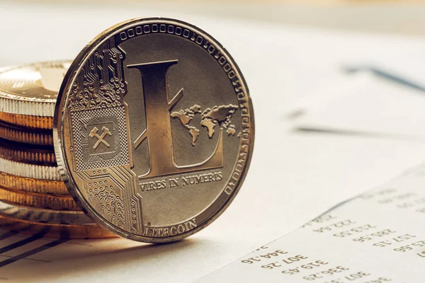 Литекоиновые криптовалютные монеты — стоковое фото