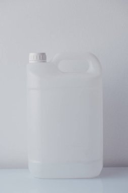 Beyaz plastik bidon teneke kutu kimyasal sıvılar için