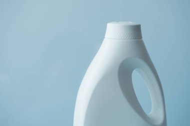 Beyaz plastik şişe sıvı deterjan kapsayıcısı