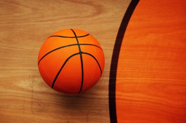 Basketbol topu mahkeme katta
