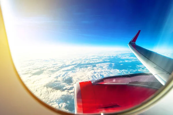 Flying with an airplane — Stock Photo, Image