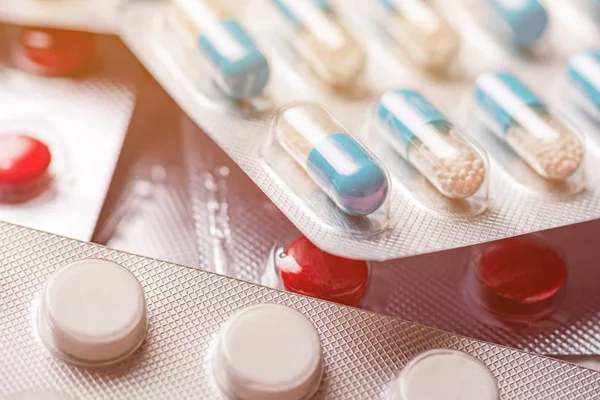 Tabletter och piller makro — Stockfoto