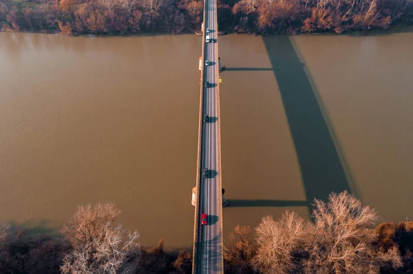 Luftaufnahme der Brücke über den Fluss tisza — Stockfoto