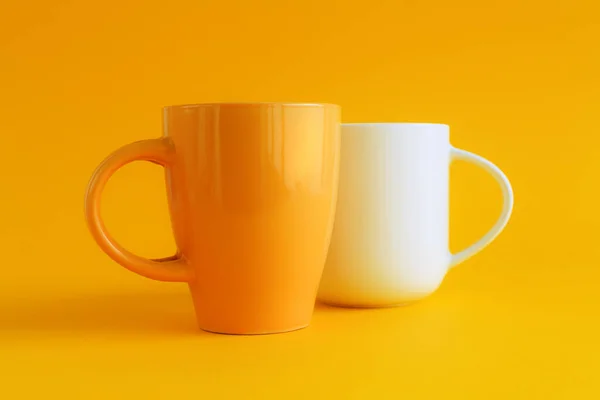 Teacups Yellow Background Copy Space — Stock Photo, Image