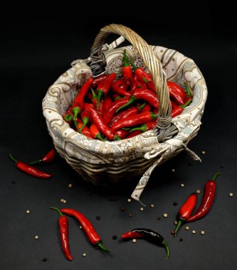 Sepet chili biber ile