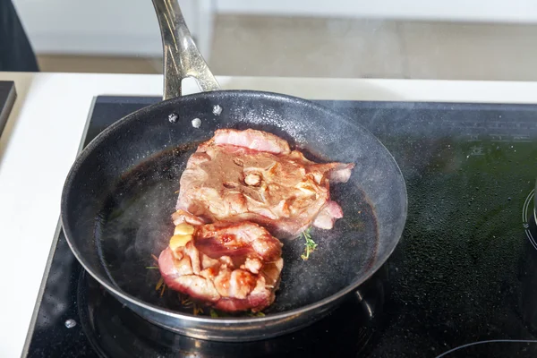 Concetto di cottura della carne — Foto Stock