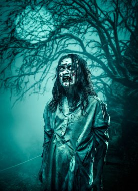 Cadılar Bayramı kavramı ile zombi kız