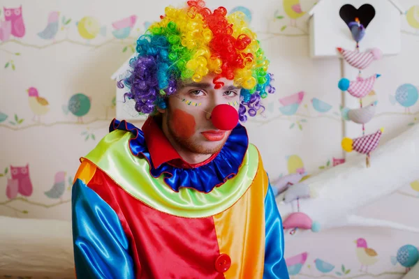 Einsamer Clown aufgebracht — Stockfoto