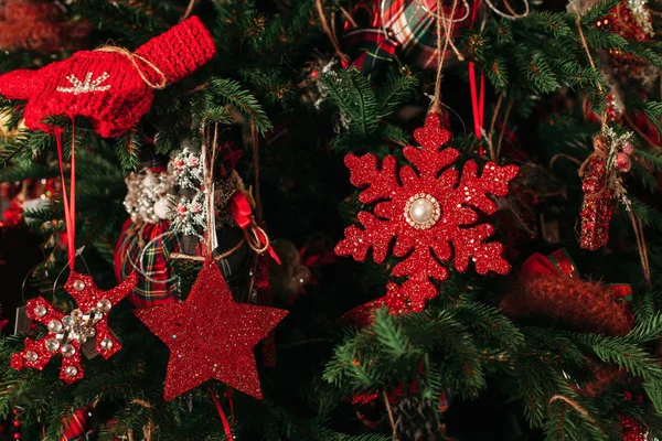 Χριστουγεννιάτικο δέντρο διακόσμηση — Φωτογραφία Αρχείου