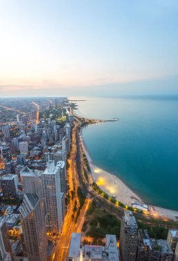 downtown Chicago içinde gökdelenler