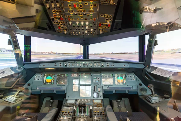 Airplane pilot cabin — Stock Photo, Image