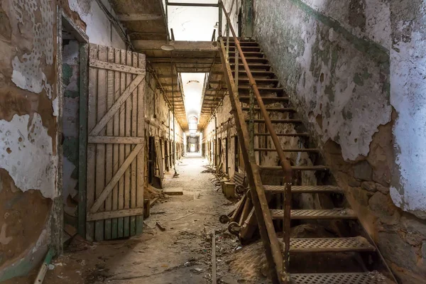 Oude gevangenis interieur — Stockfoto