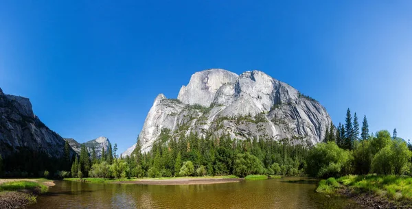 Parque Nacional Yosemite en Estados Unidos —  Fotos de Stock