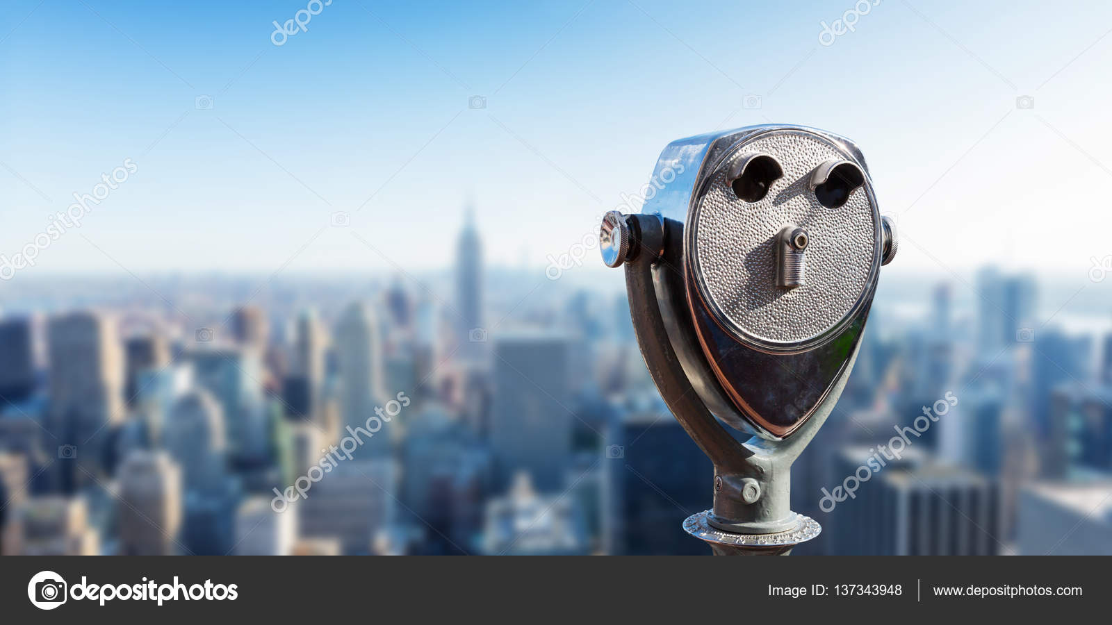 관찰 코인 쌍안경 — 스톡 사진 © Nomadsoul1 #137343948