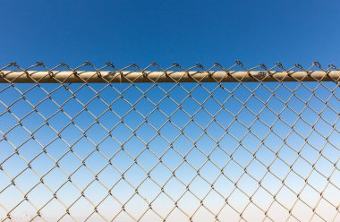 metal zincir bağlantı çit