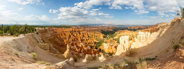 Национальный парк Брайс-Каньон США — стоковое фото