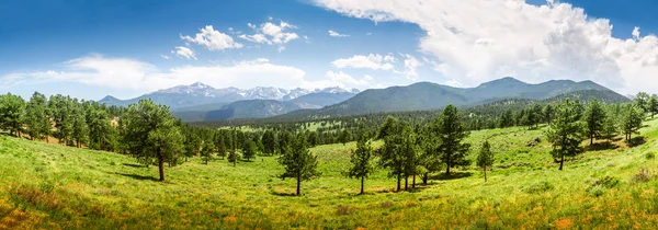 Parque Nacional de las Montañas Rocosas en Estados Unidos — Foto de Stock