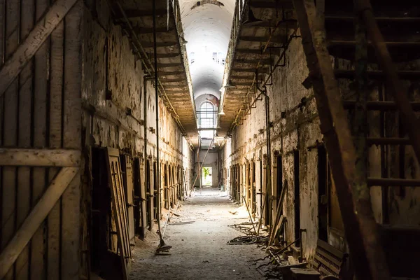 Viejo interior de la prisión — Foto de Stock